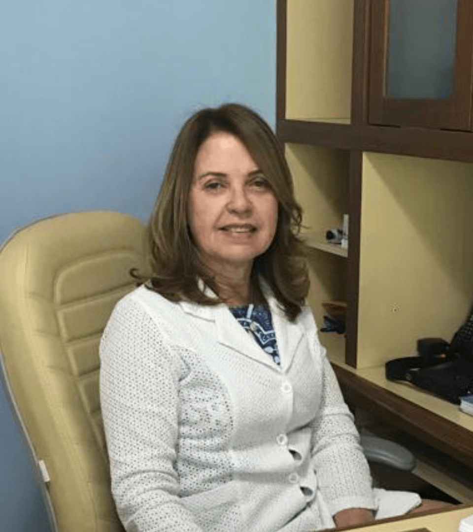 Dra. Heloisa Baeta Figueiredo André